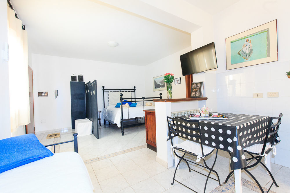 Domus Socolatae Apartments&Suites Follonica Exterior photo